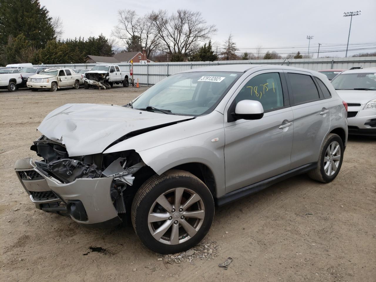 Photo 2 from auction – 2015 MITSUBISHI OUTLANDER with VIN 4A4AP3AU7FE060168