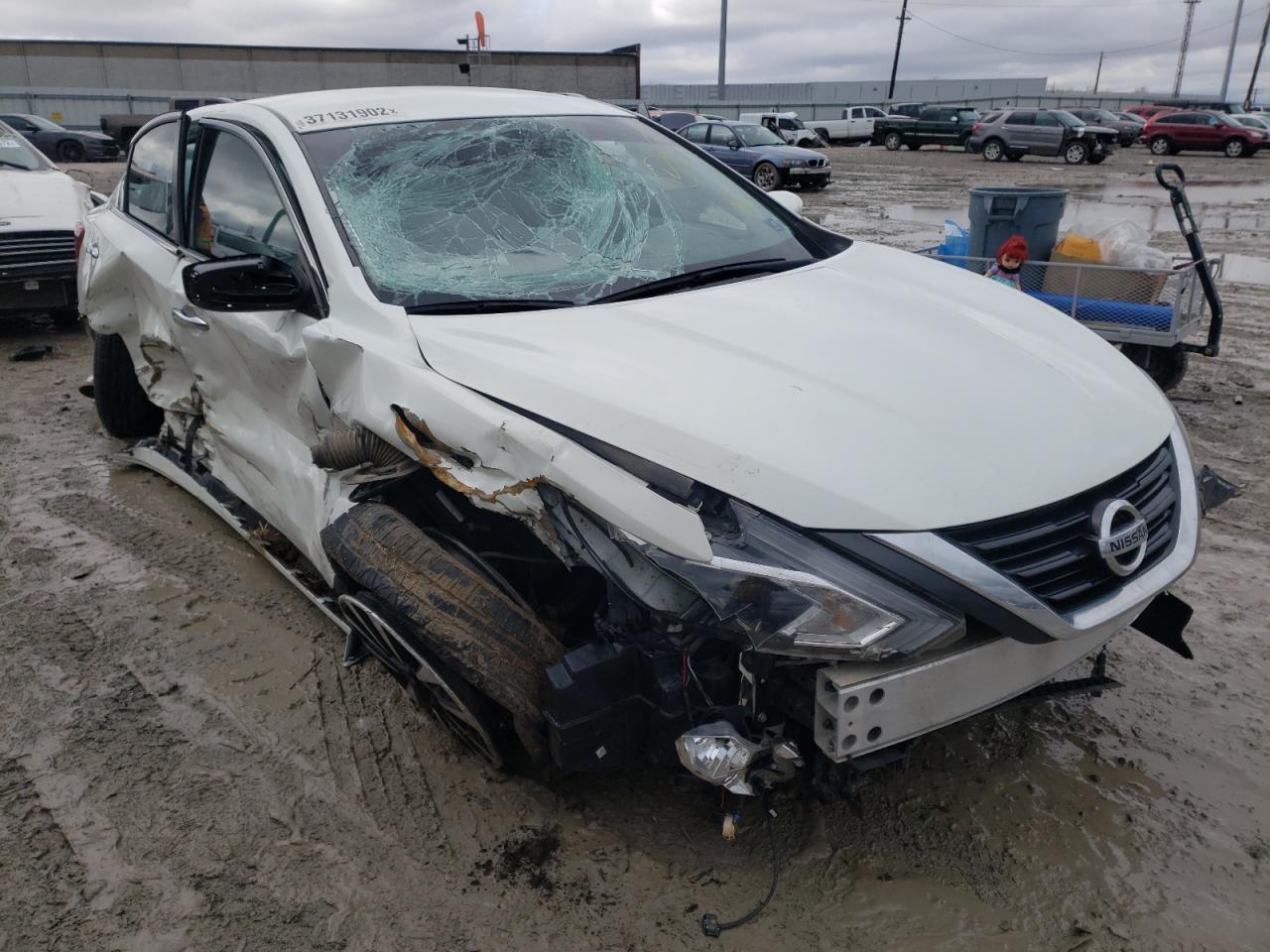 NISSAN ALTIMA 2.5 2018 with VIN 1N4AL3AP6JC264810 - Photo from auction