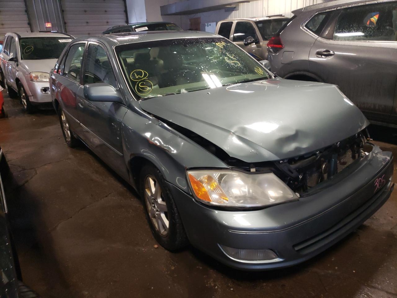 TOYOTA AVALON XL 2002 with VIN 4T1BF28B82U250084 - Photo from auction