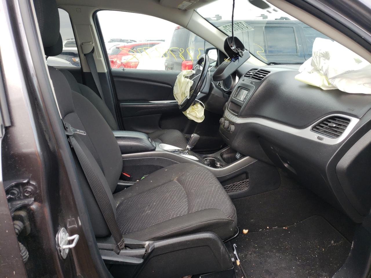 Photo 5 from auction – 2019 DODGE JOURNEY SE with VIN 3C4PDCBB9KT868202