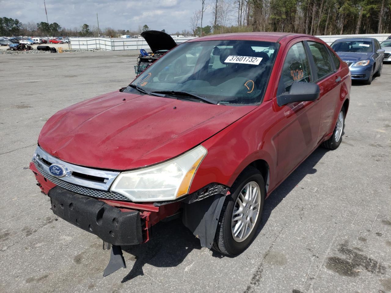 Photo 2 from auction – 2011 FORD FOCUS SE with VIN 1FAHP3FN7BW152740