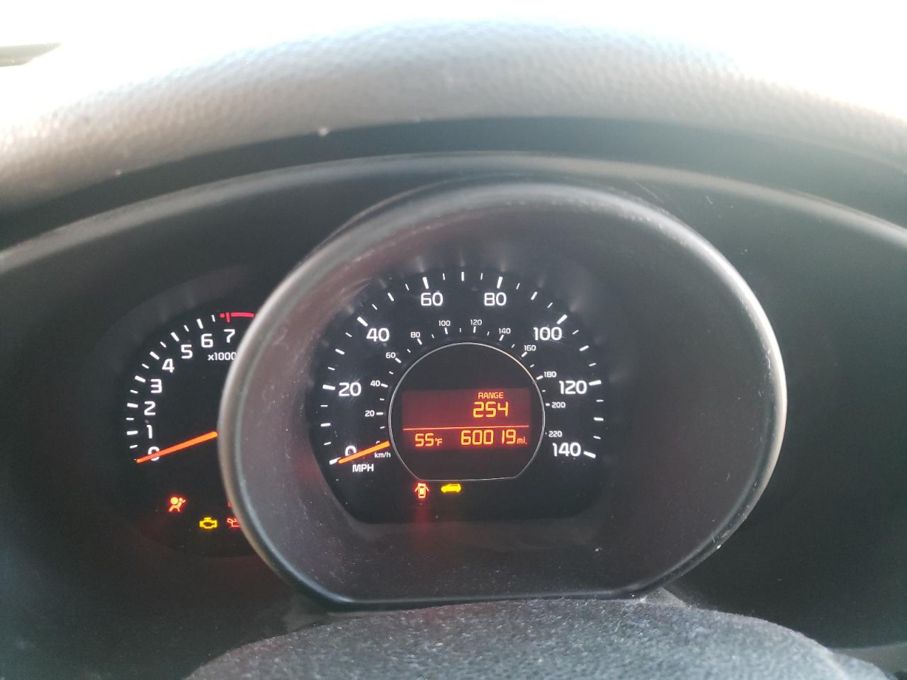 Photo 8 from auction – 2014 KIA SOUL with VIN KNDJN2A24E7078541