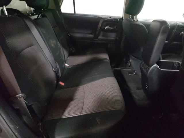Photo 6 from auction – 2018 TOYOTA 4RUNNER SR with VIN JTEBU5JR9J5560204