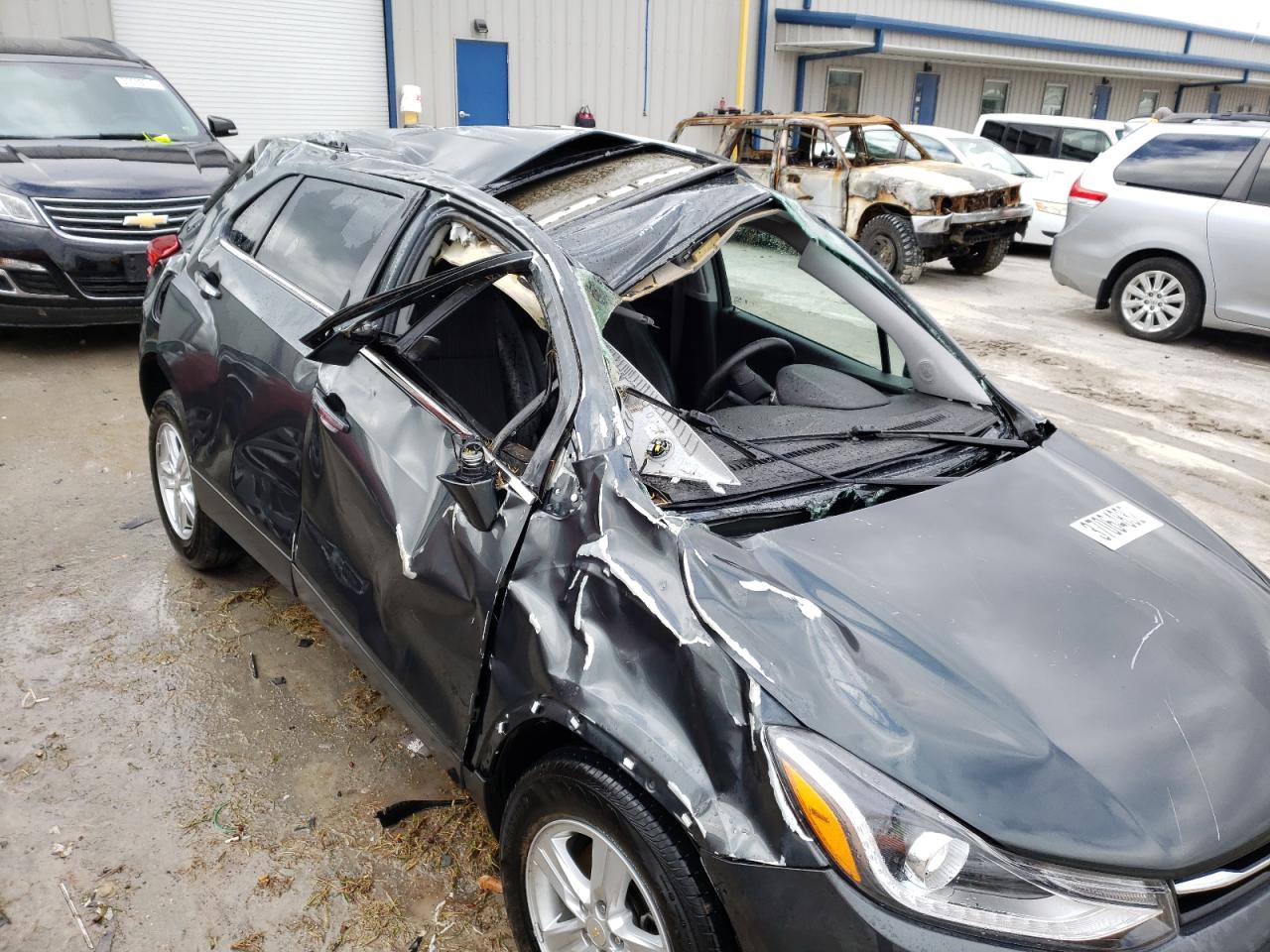 Photo 9 from auction – 2020 CHEVROLET TRAX 1LT with VIN 3GNCJLSB8LL252717