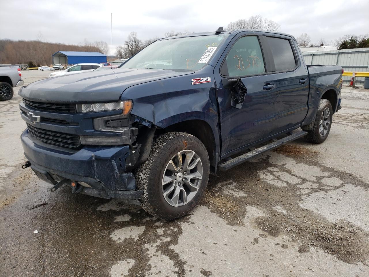 Photo 2 from auction – 2021 CHEVROLET SILVERADO with VIN 3GCUYEED1MG155516