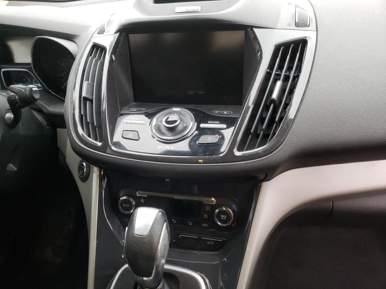 Photo 9 from auction – 2013 FORD ESCAPE SEL with VIN 1FMCU0HX1DUB80831