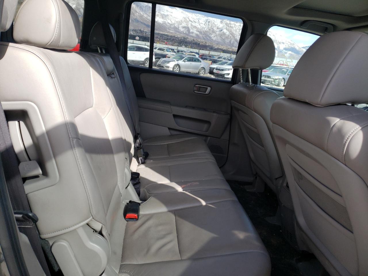 Photo 6 from auction – 2011 HONDA PILOT EXL with VIN 5FNYF4H57BB035776
