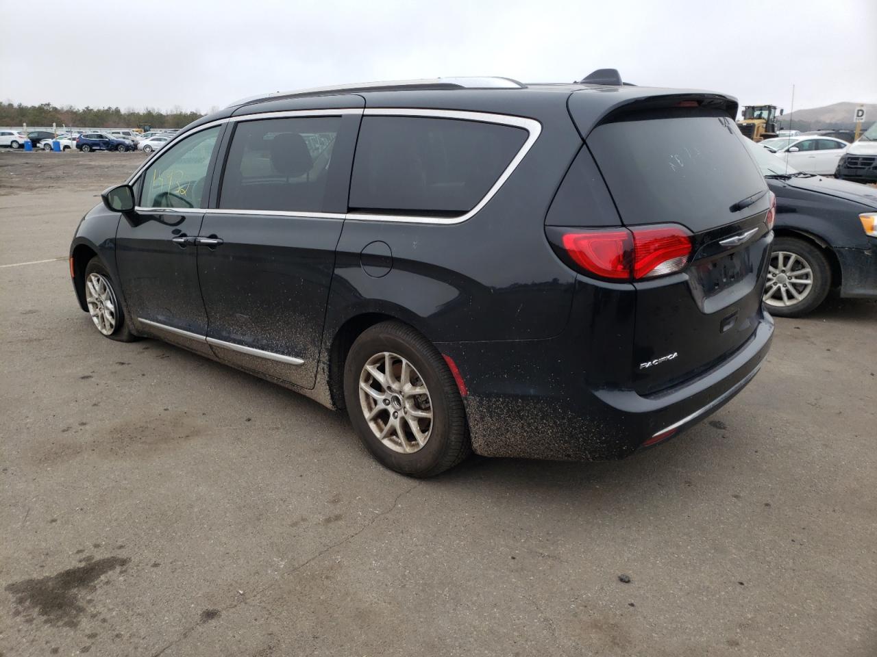 Photo 3 from auction – 2020 CHRYSLER PACIFICA T with VIN 2C4RC1BG5LR105240