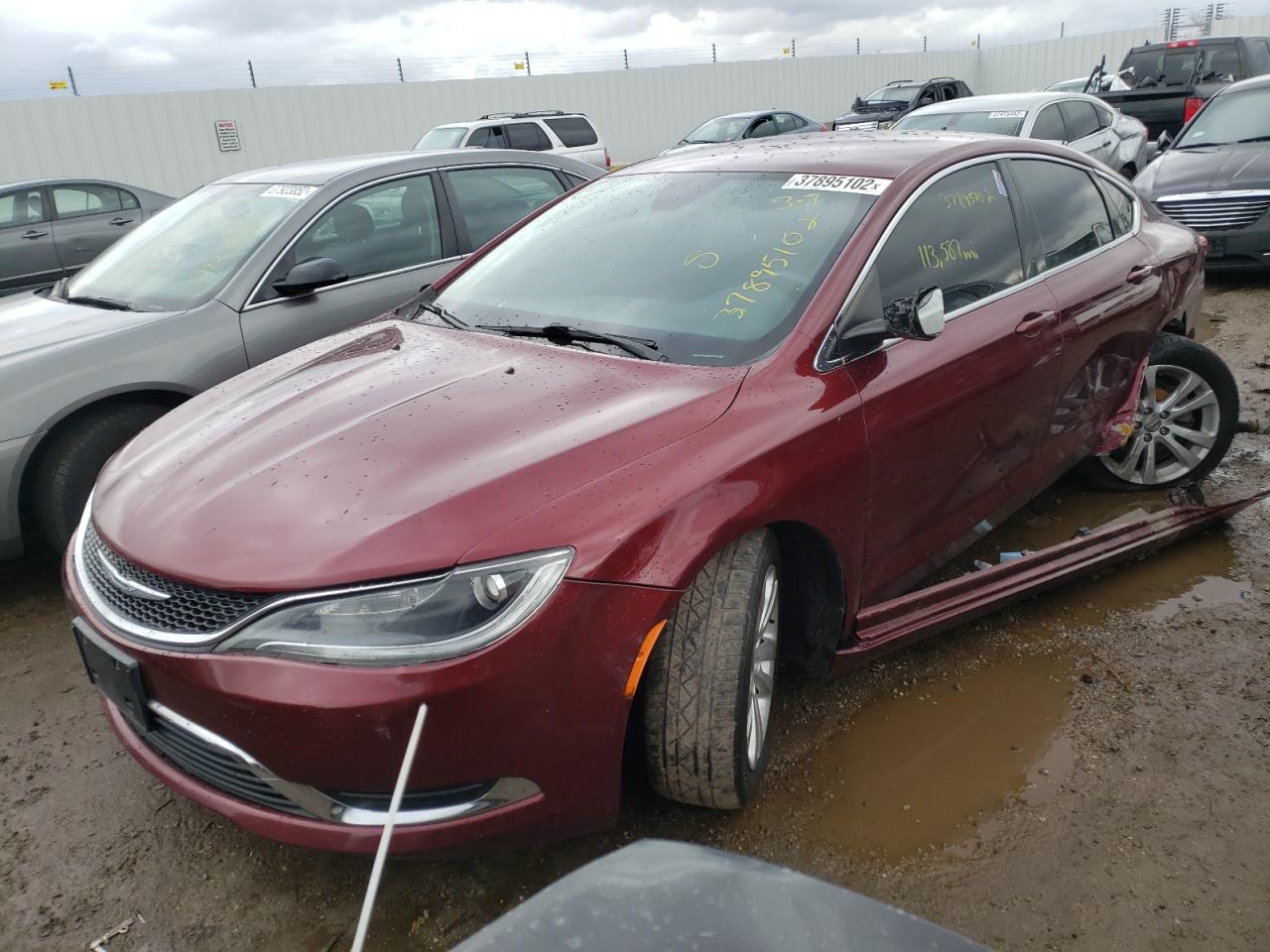 Photo 2 from auction – 2015 CHRYSLER 200 LIMITE with VIN 1C3CCCAB1FN662255