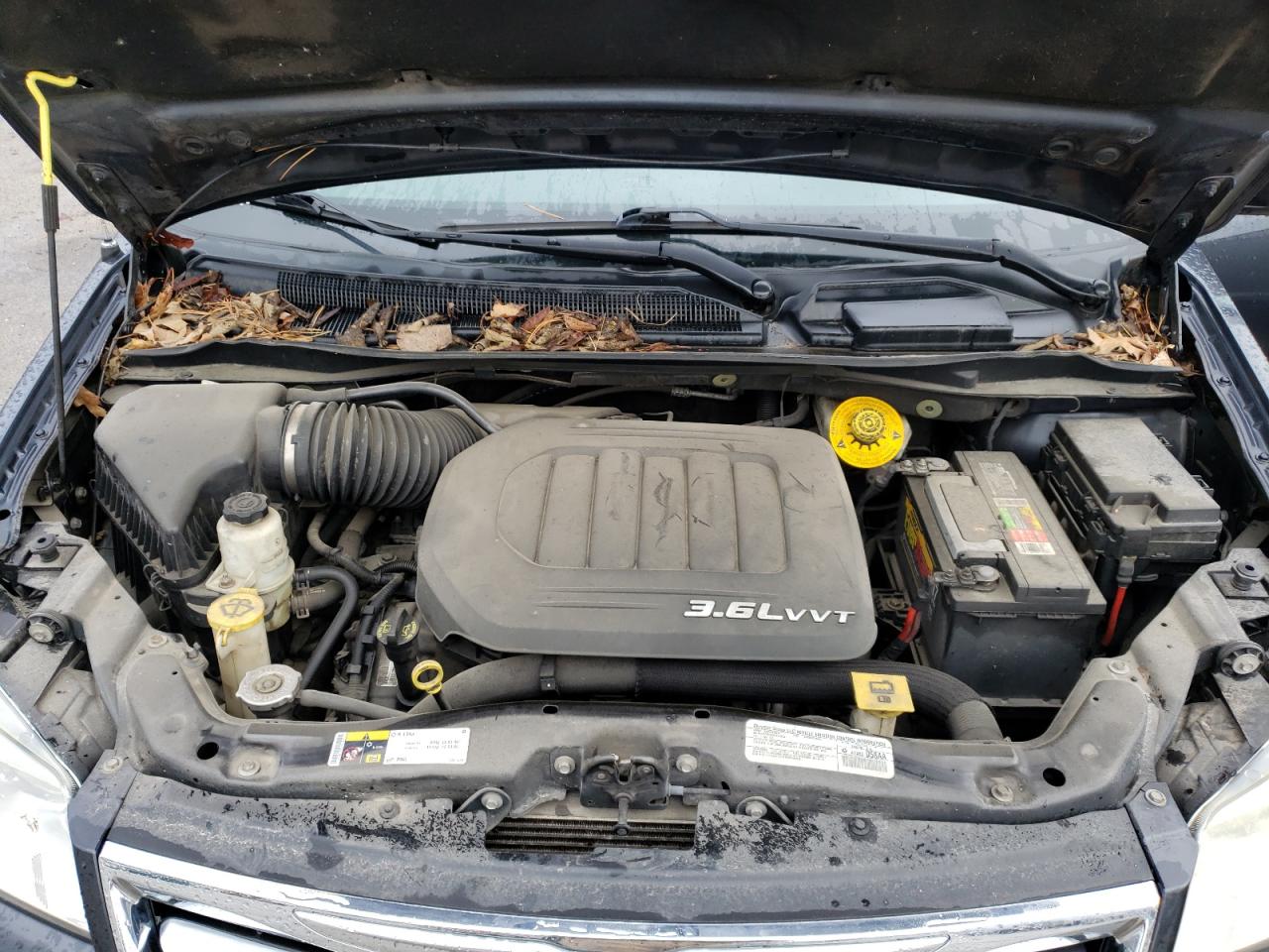 Photo 7 from auction – 2014 CHRYSLER TOWN & COU with VIN 2C4RC1BG8ER314538
