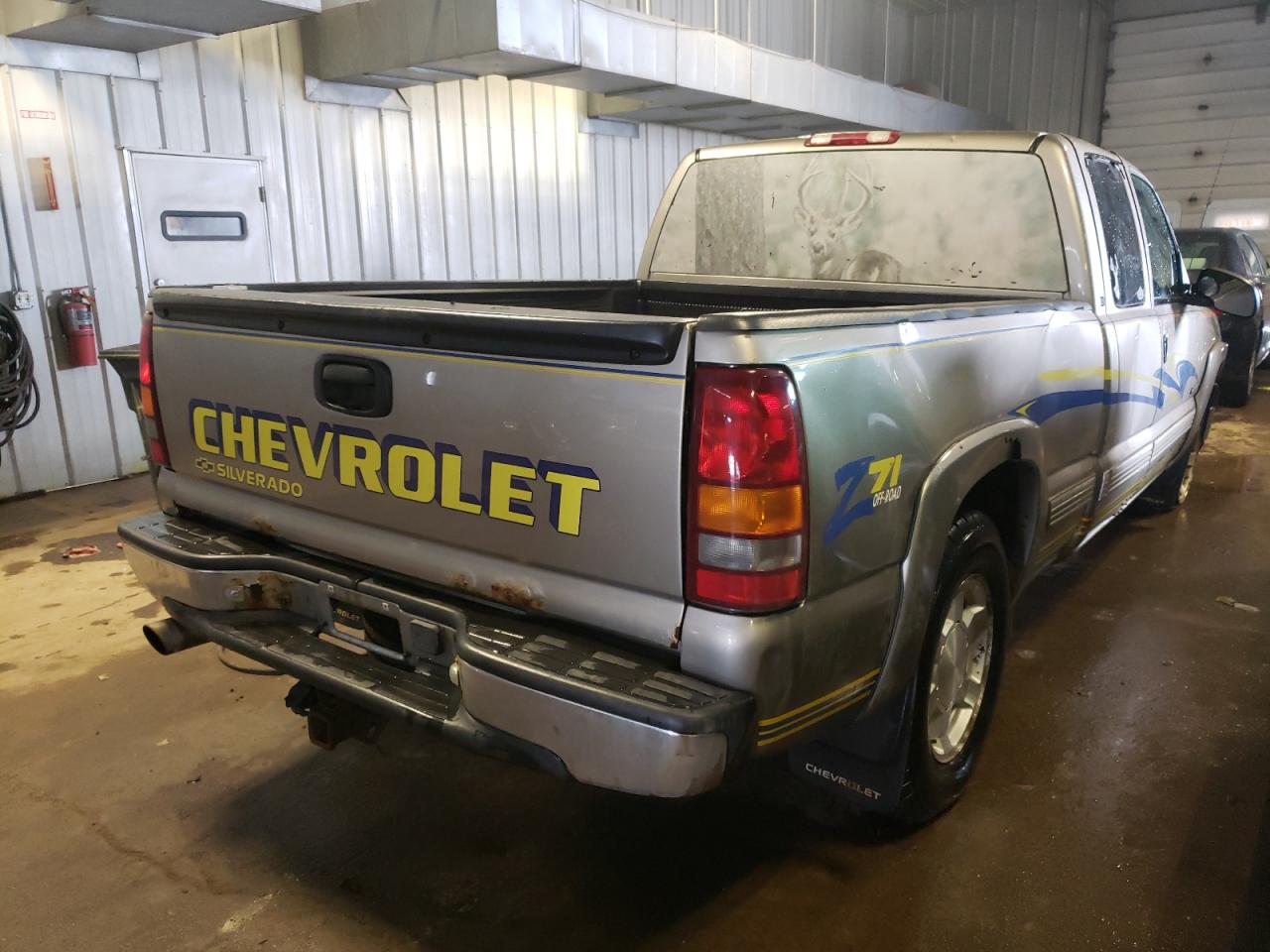 Photo 4 from auction – 2001 CHEVROLET silverado with VIN 2GCEK19T711374369