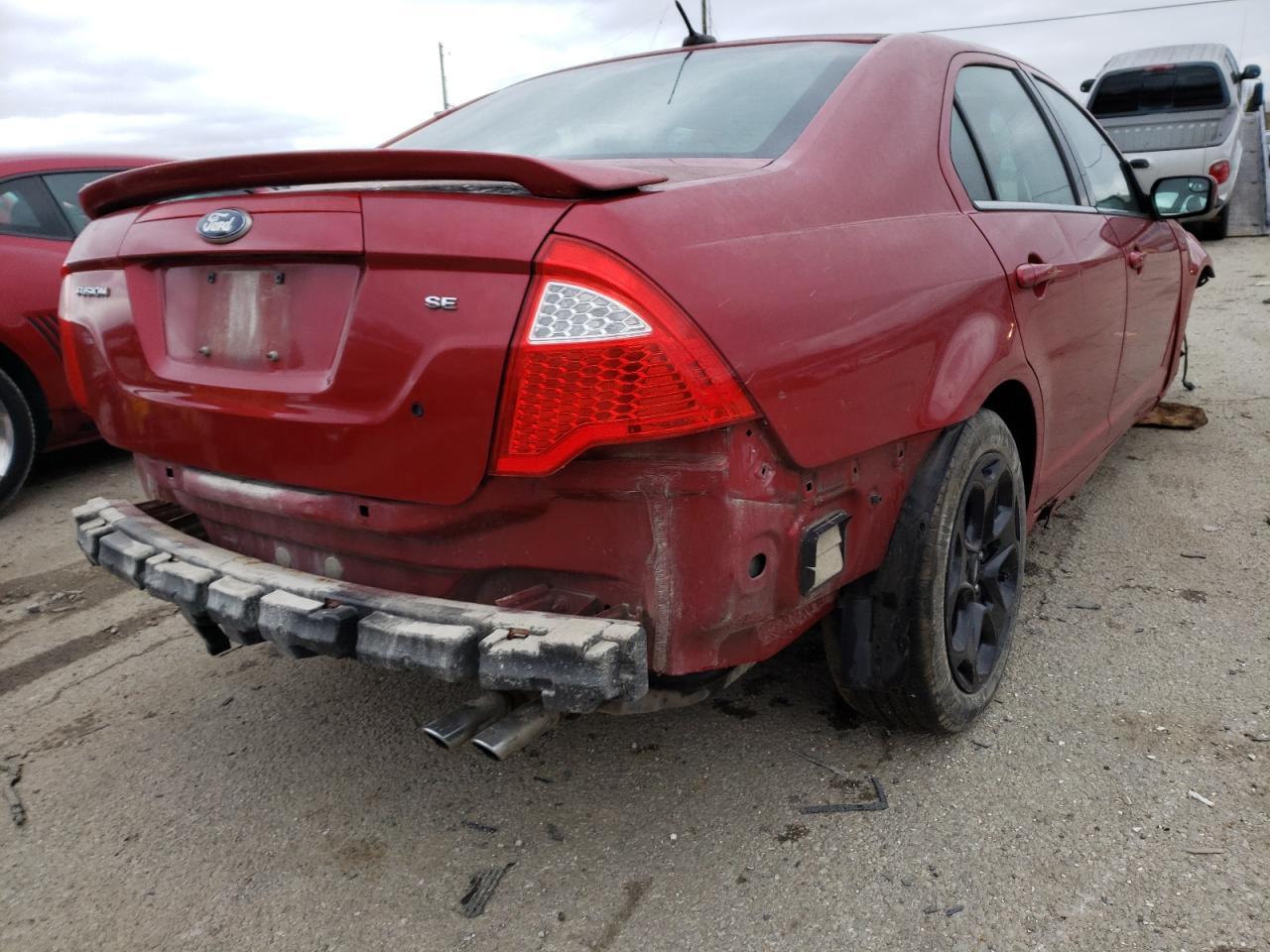 Photo 4 from auction – 2011 FORD FUSION SE with VIN 3FAHP0HA4BR112059