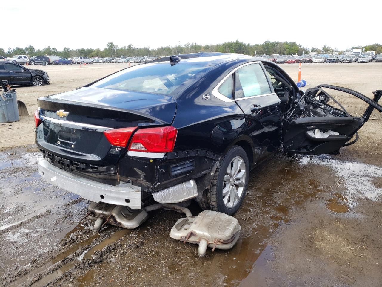 Photo 4 from auction – 2017 CHEVROLET IMPALA LT with VIN 1G1105S39HU193979