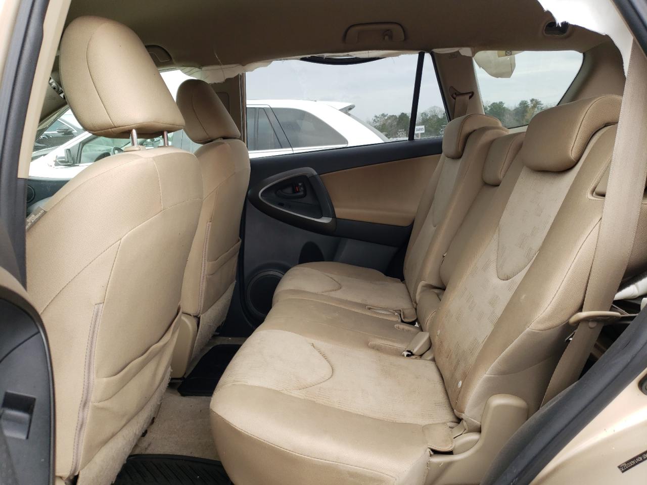Photo 6 from auction – 2010 TOYOTA RAV4 with VIN JTMZF4DV1AD023770