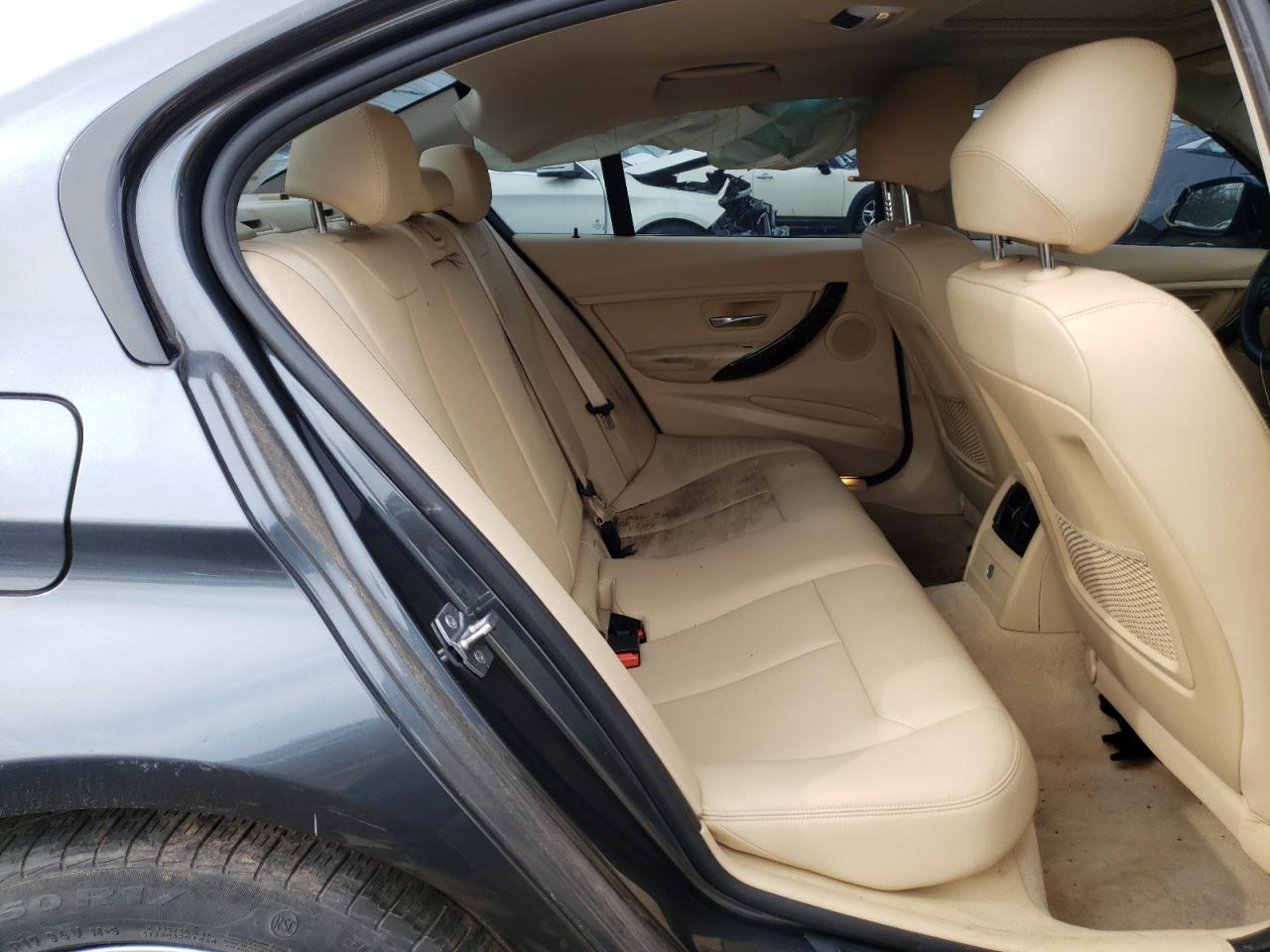Photo 6 from auction – 2015 BMW 328 I with VIN WBA3A5C54FF607150