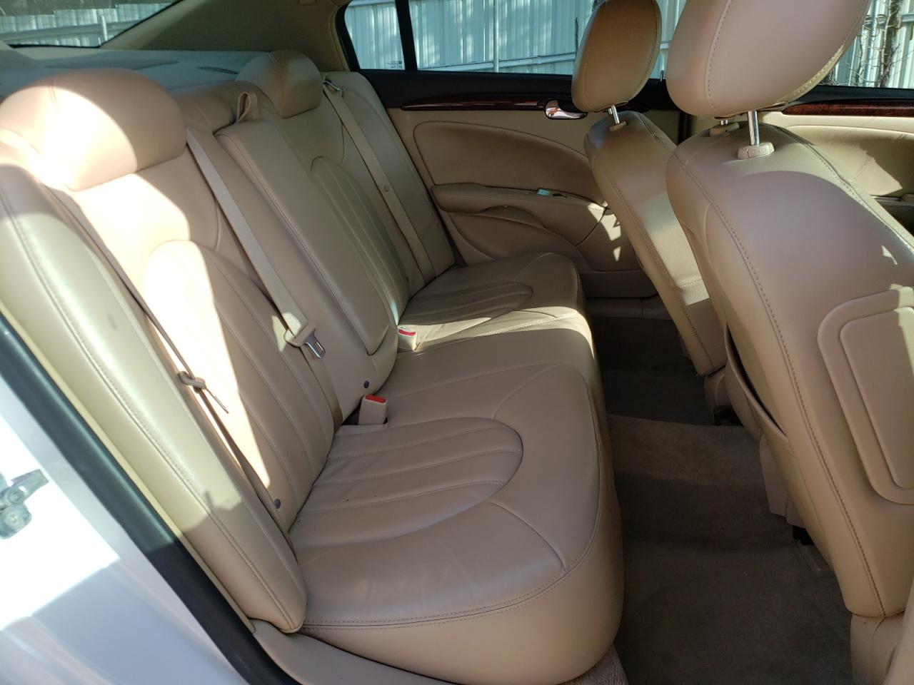Photo 6 from auction – 2011 BUICK LUCERNE CX with VIN 1G4HC5EM2BU135555
