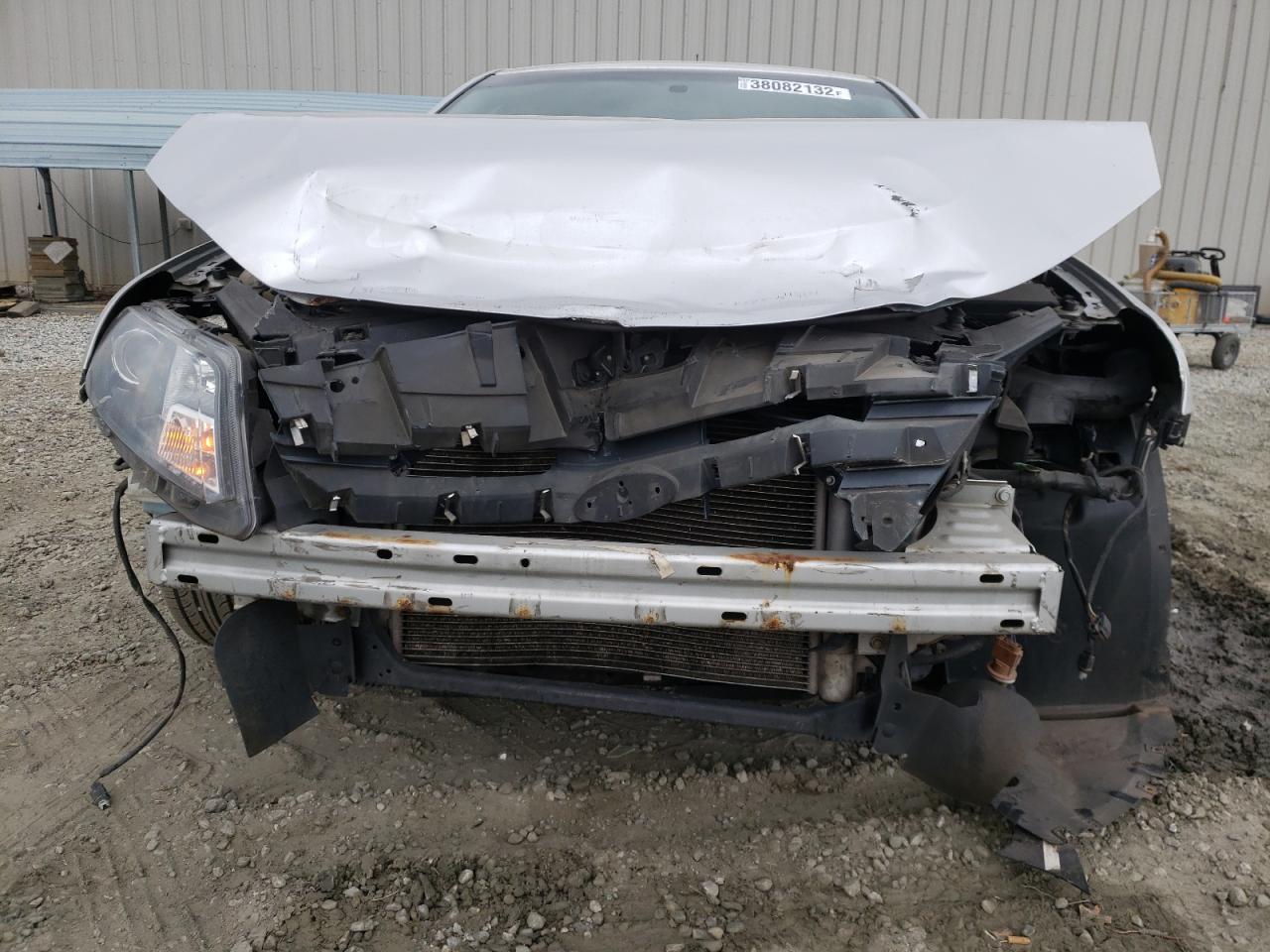 Photo 7 from auction – 2011 FORD FUSION S with VIN 3FAHP0GA7BR266329