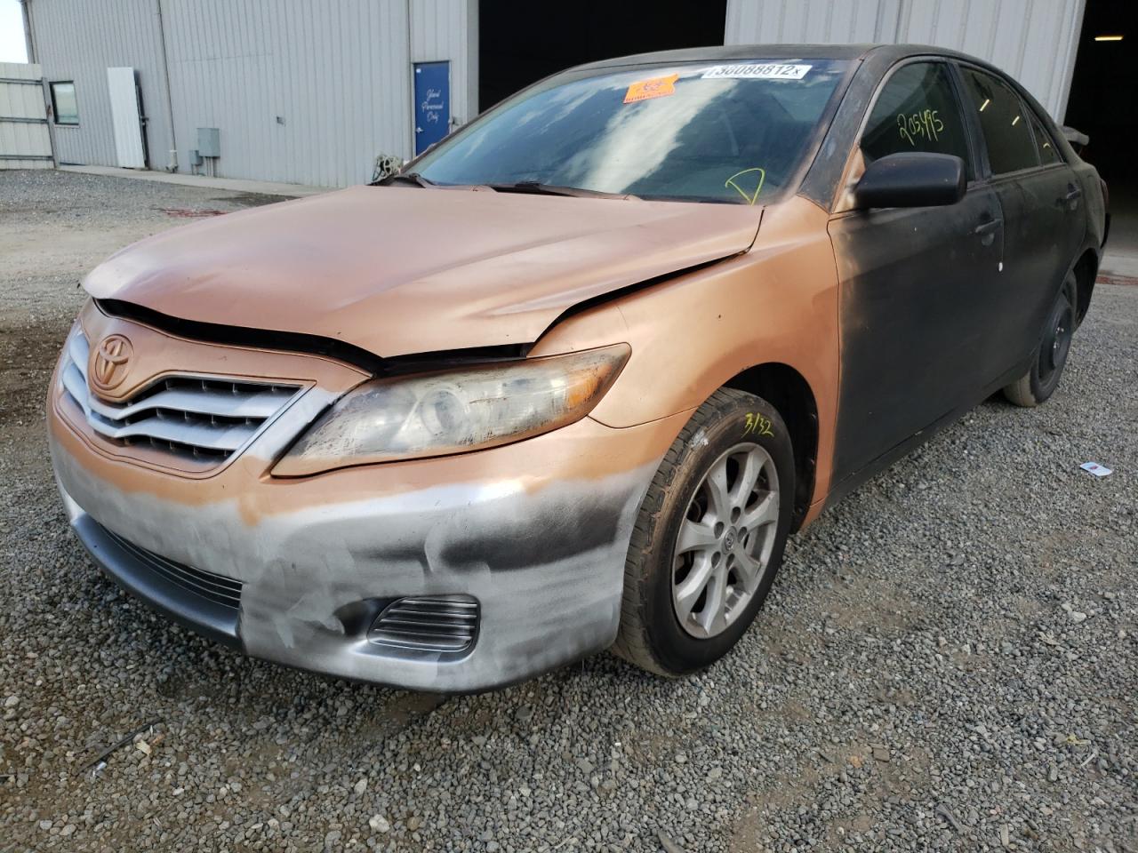 Zdjęcie 2 z aukcji – 2011 TOYOTA CAMRY BASE z VIN 4T1BF3EK5BU133525