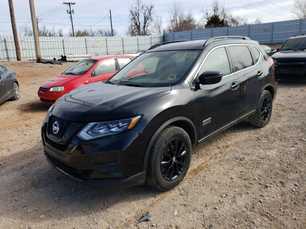 Photo 2 from auction – 2017 NISSAN ROGUE S with VIN 5N1AT2MTXHC756856