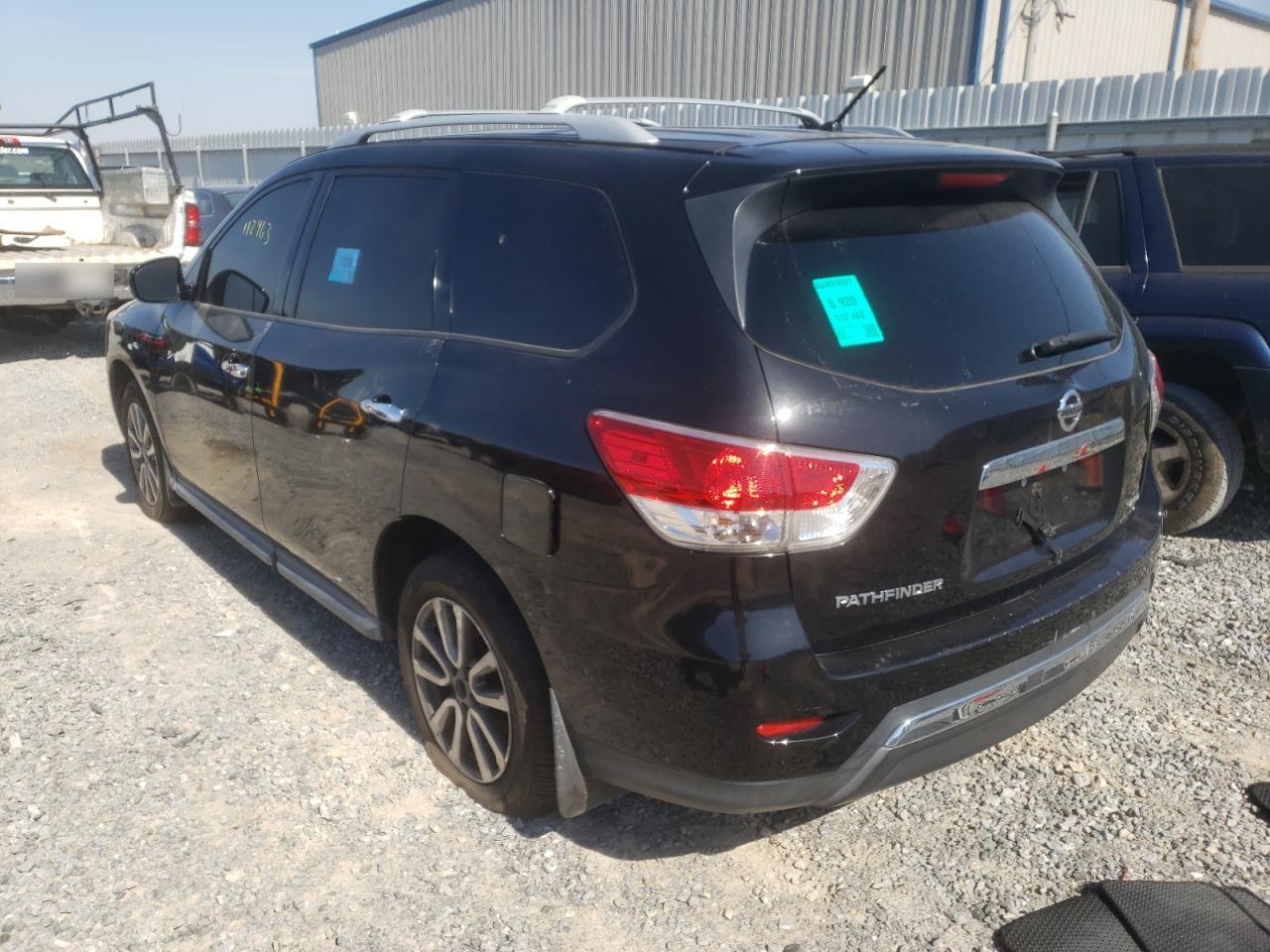 Photo 3 from auction – 2015 NISSAN PATHFINDER with VIN 5N1AR2MM8FC685080