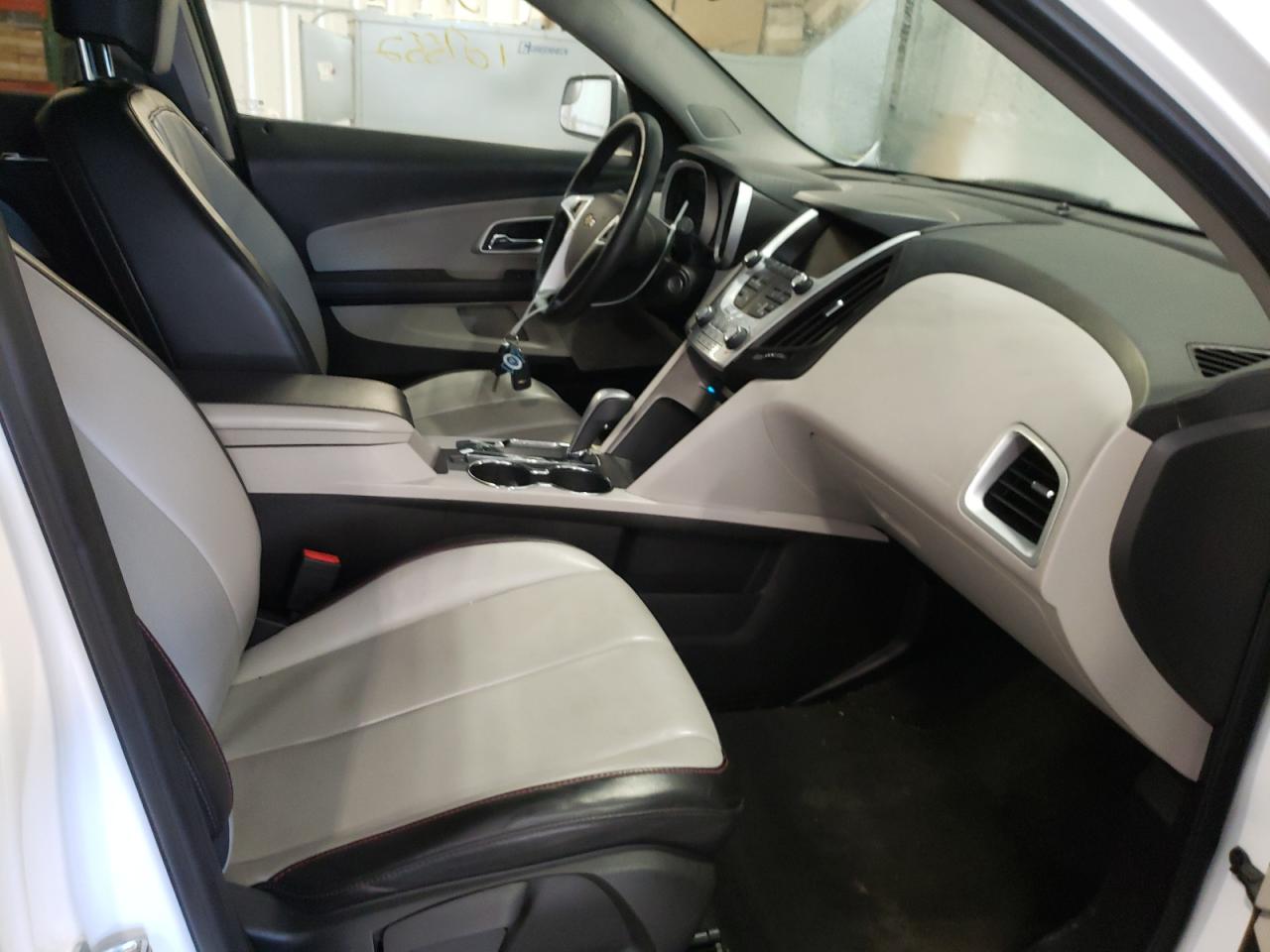 Photo 5 from auction – 2012 CHEVROLET EQUINOX LT with VIN 2GNFLGE57C6103319