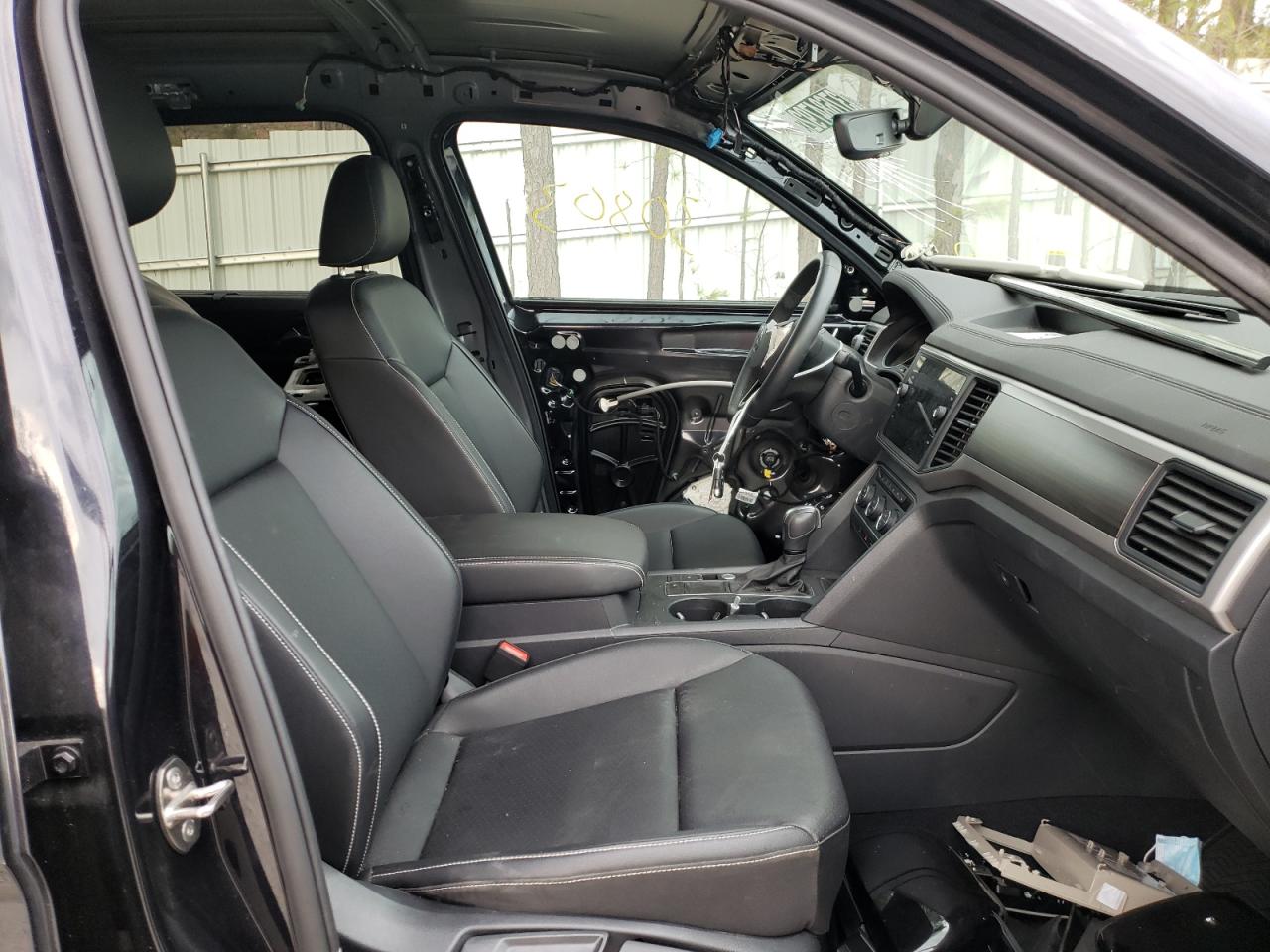 Photo 5 from auction – 2021 VOLKSWAGEN ATLAS SE with VIN 1V2WP2CA5MC527136