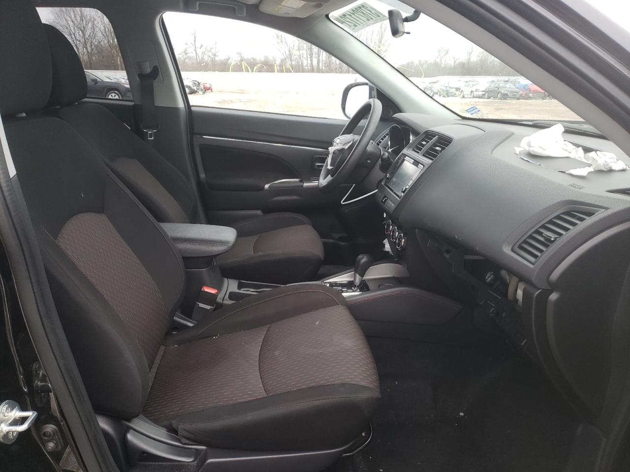 Photo 5 from auction – 2019 MITSUBISHI OUTLANDER with VIN JA4AP3AU4KU032359