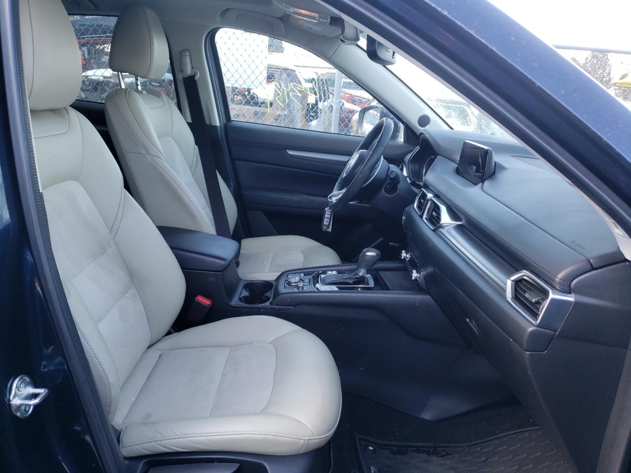 Photo 5 from auction – 2019 MAZDA CX-5 TOURI with VIN JM3KFBCM3K1514978