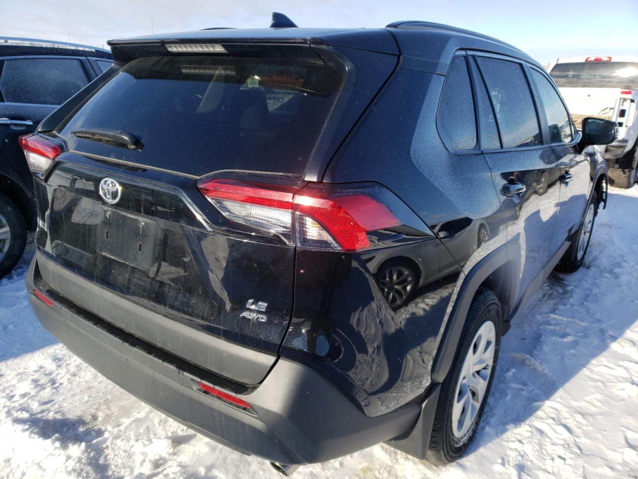 Photo 4 from auction – 2021 TOYOTA RAV4 LE with VIN 2T3B1RFVXMC187764
