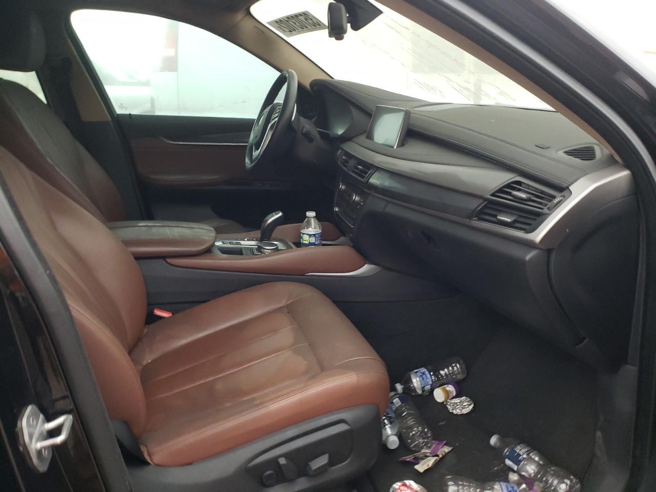 Photo 5 from auction – 2015 BMW X6 XDRIVE3 with VIN 5UXKU2C54F0N77086
