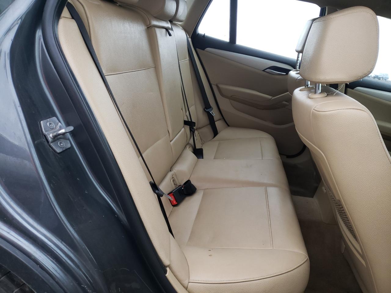 Photo 6 from auction – 2015 BMW X1 XDRIVE2 with VIN WBAVL1C59FVY30706