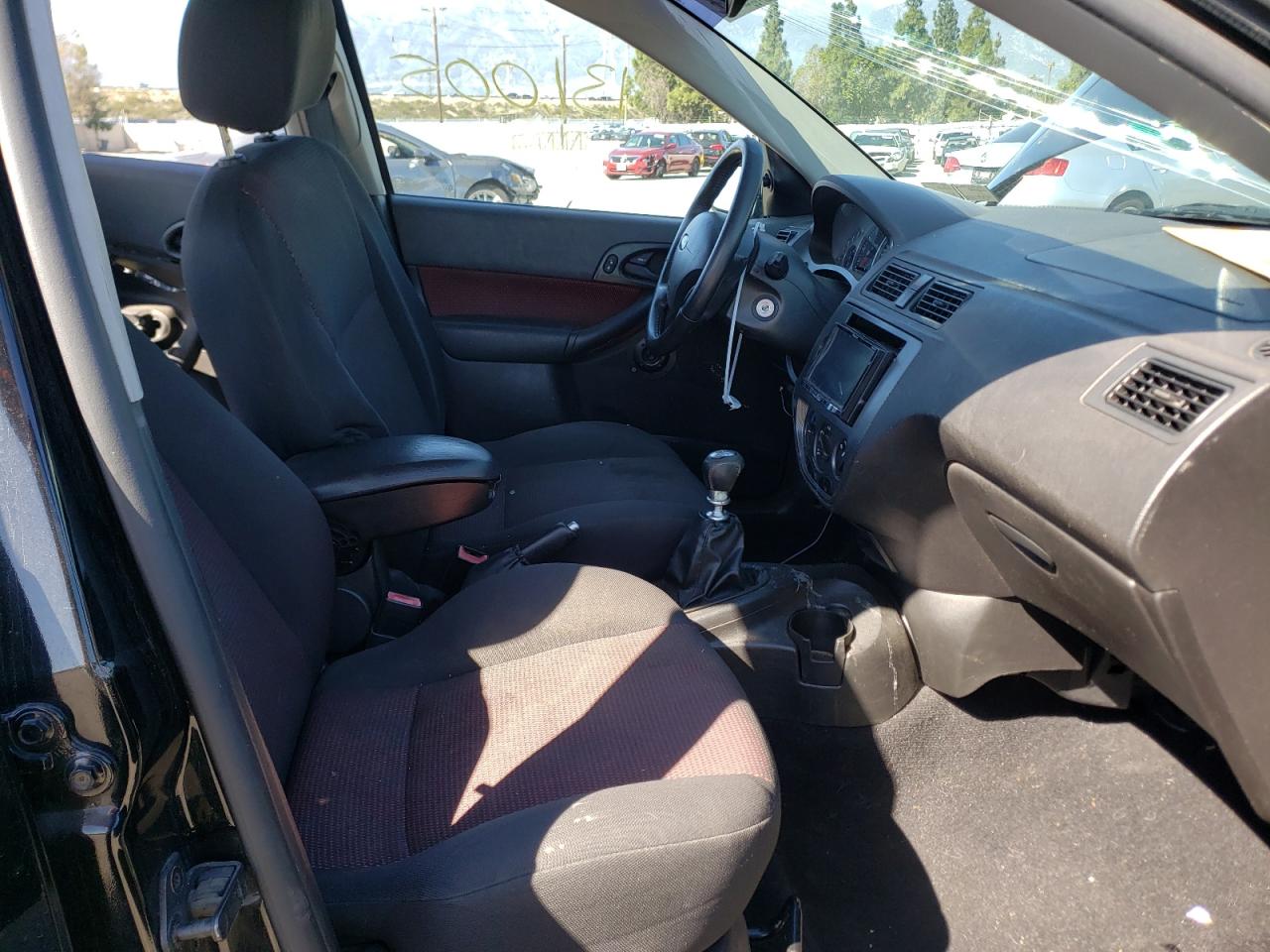 Photo 5 from auction – 2006 FORD FOCUS ZX4 with VIN 1FAFP38Z76W119301