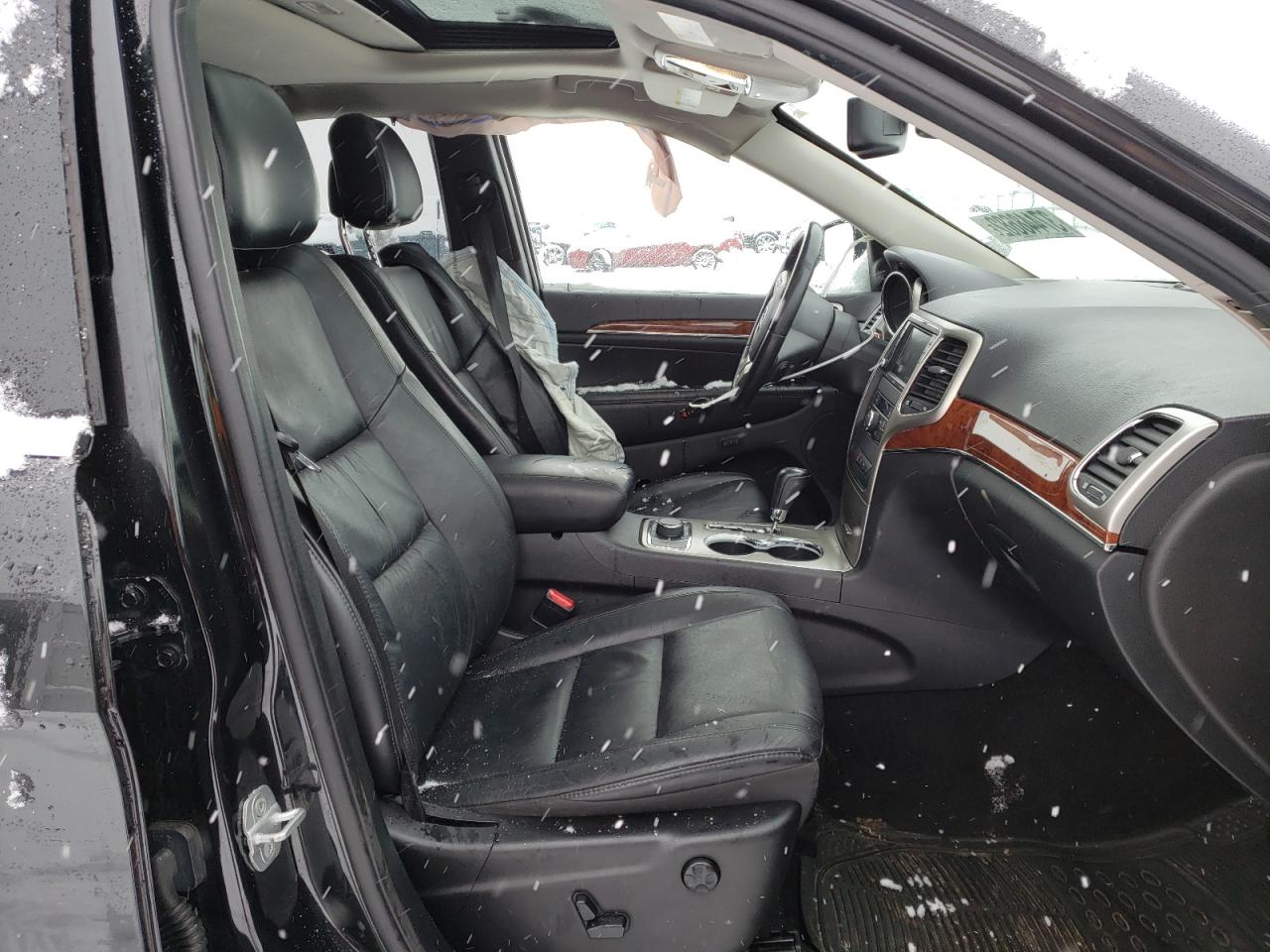 Photo 5 from auction – 2012 JEEP GRAND CHER with VIN 1C4RJFBG0CC225488