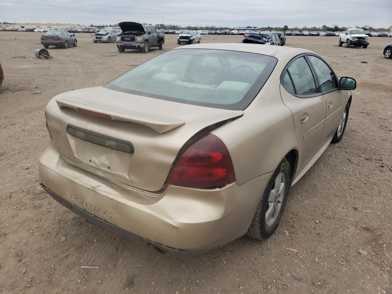 Photo 4 from auction – 2005 PONTIAC GRAND PRIX with VIN 2G2WP522351129657