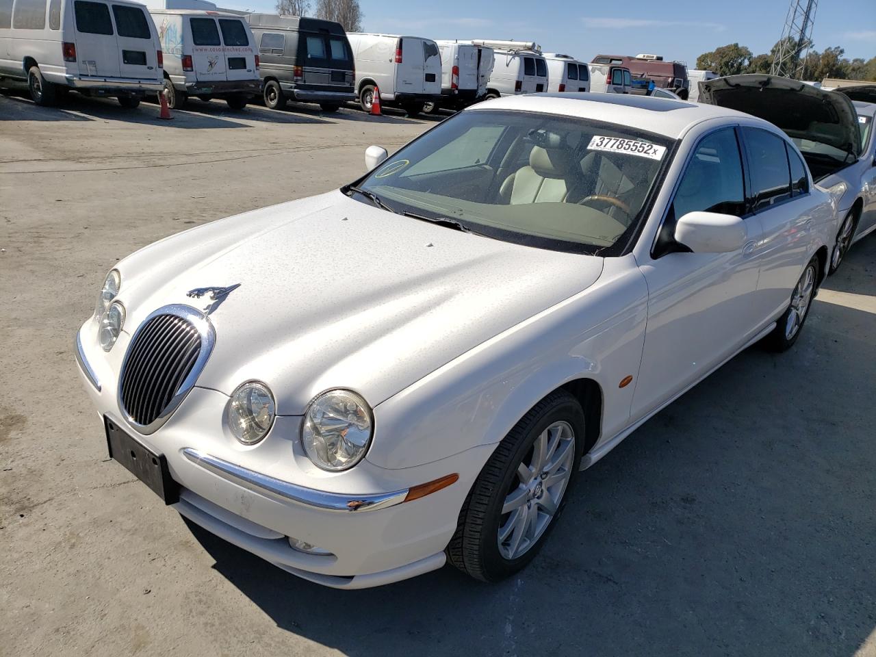 Photo 2 from auction – 2001 JAGUAR S-TYPE with VIN SAJDA01N11FL94651