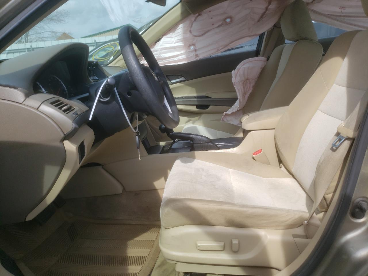 Photo 5 from auction – 2010 HONDA ACCORD LXP with VIN 1HGCP2F42AA075262