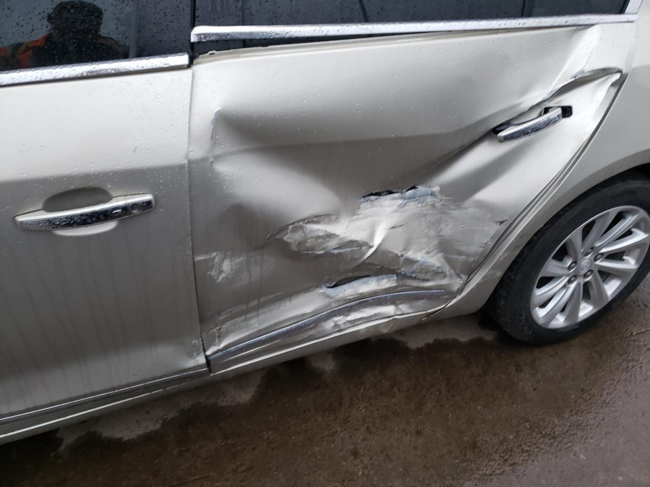 Photo 9 from auction – 2015 BUICK LACROSSE with VIN 1G4GB5G34FF336497