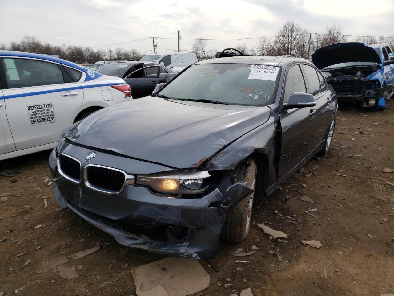 Photo 2 from auction – 2015 BMW 328 I with VIN WBA3A5C54FF607150