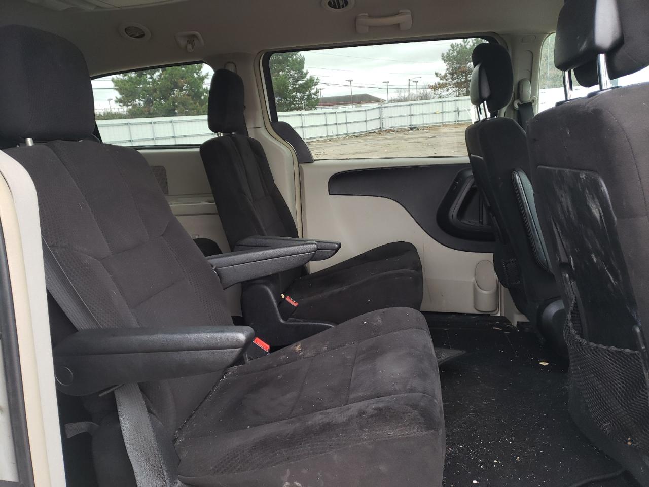 Photo 6 from auction – 2012 DODGE GRAND CARA with VIN 2C4RDGDG3CR271298