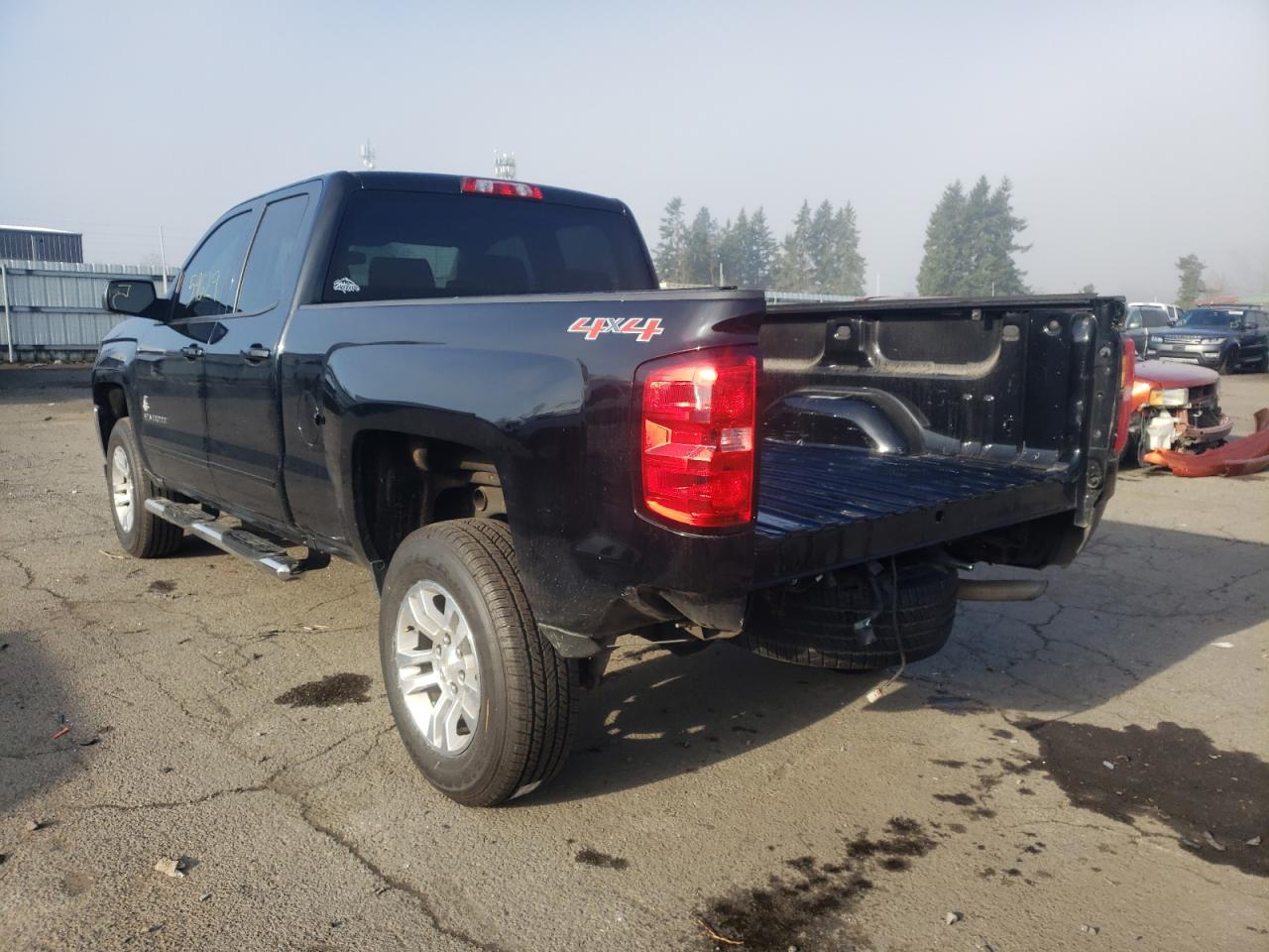 Photo 3 from auction – 2017 CHEVROLET SILVERADO with VIN 1GCVKREC4HZ132645