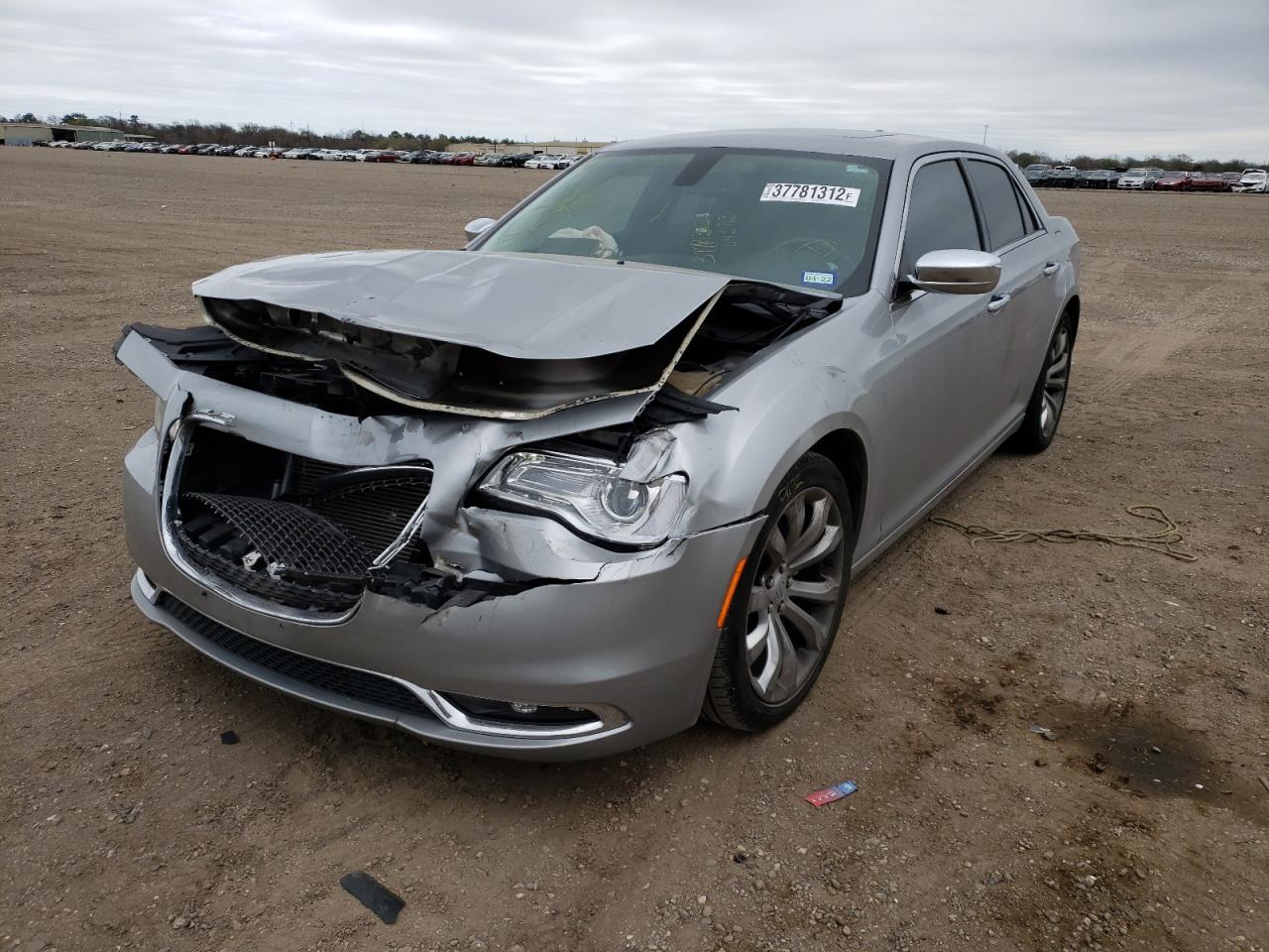 Photo 2 from auction – 2017 CHRYSLER 300C with VIN 2C3CCAEG0HH645713