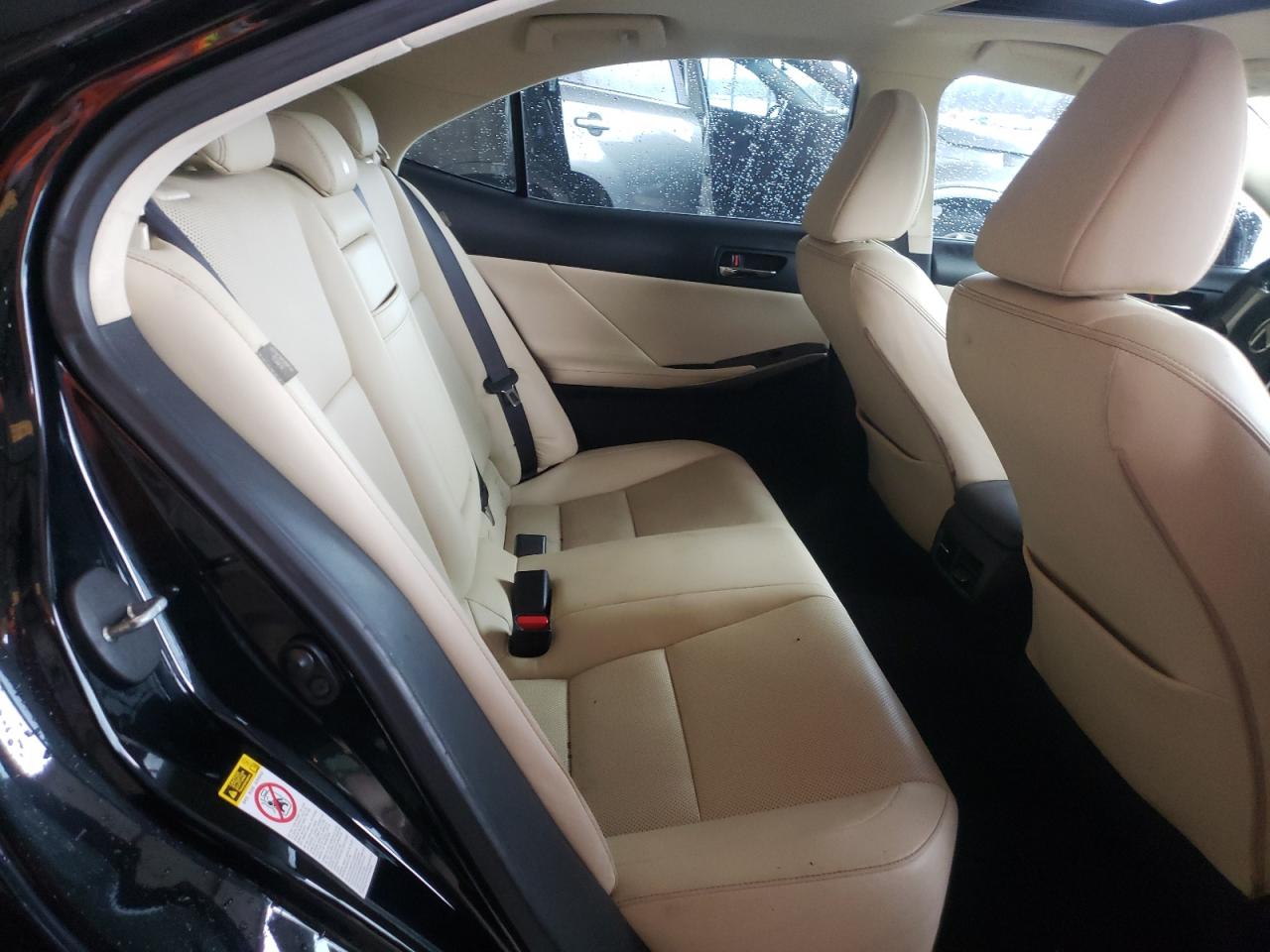 Photo 6 from auction – 2016 LEXUS IS 200T with VIN JTHBA1D22G5021144