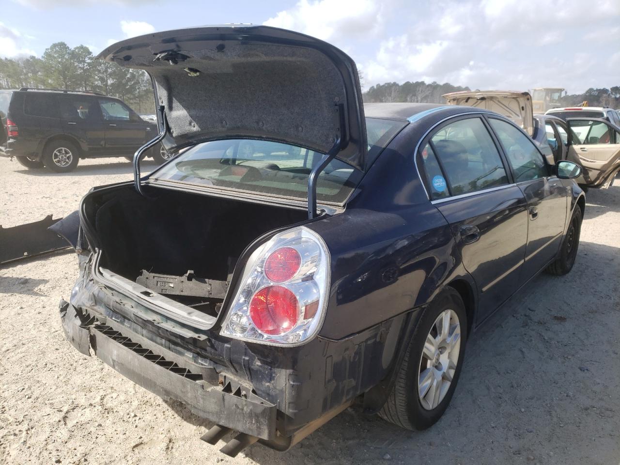 Photo 4 from auction – 2005 NISSAN ALTIMA S with VIN 1N4AL11D35C336384