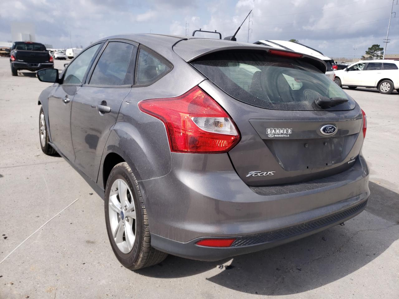 Photo 3 from auction – 2013 FORD FOCUS SE with VIN 1FADP3K28DL297400