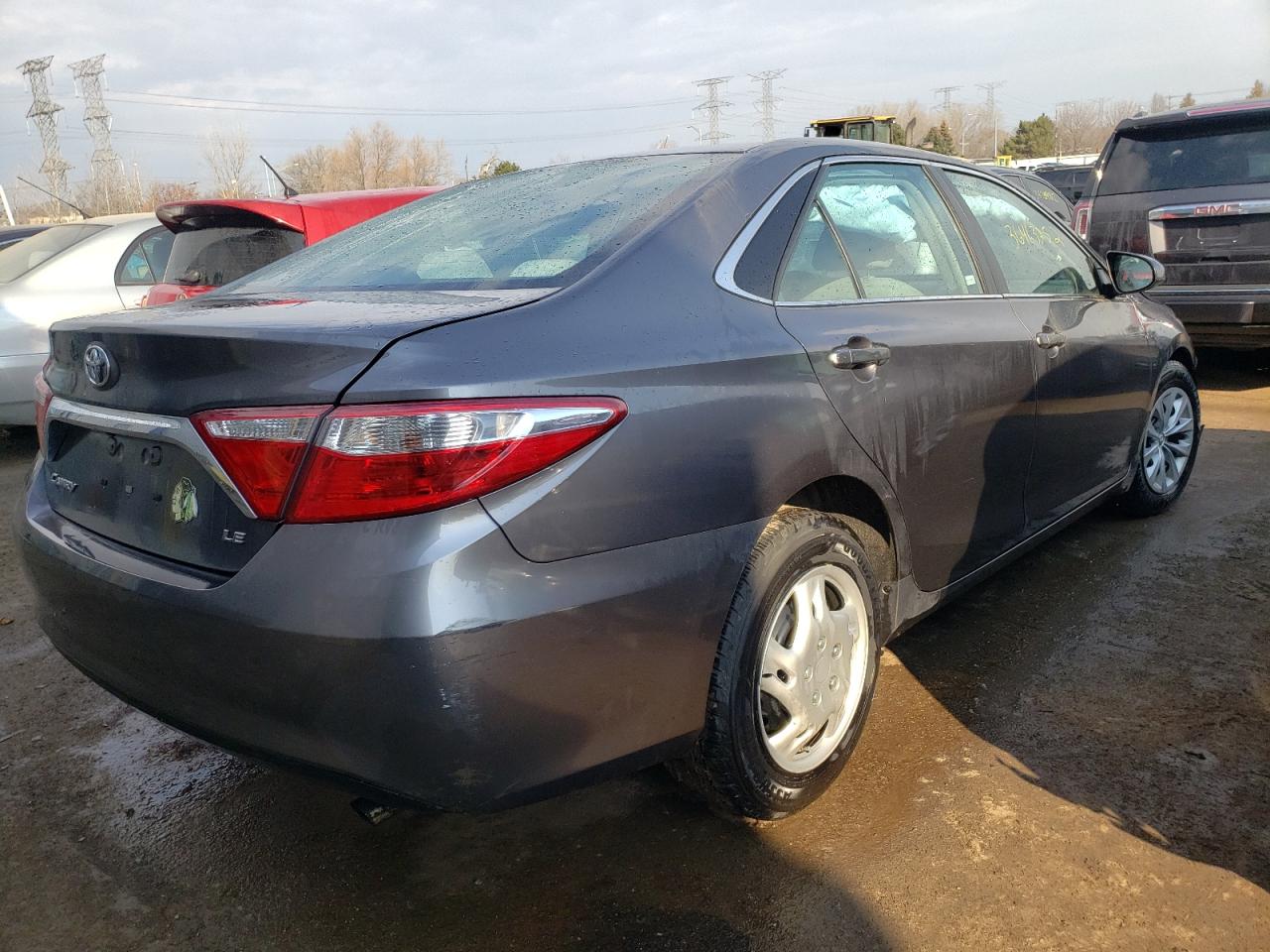 Photo 4 from auction – 2015 TOYOTA CAMRY with VIN 4T4BF1FK6FR478934
