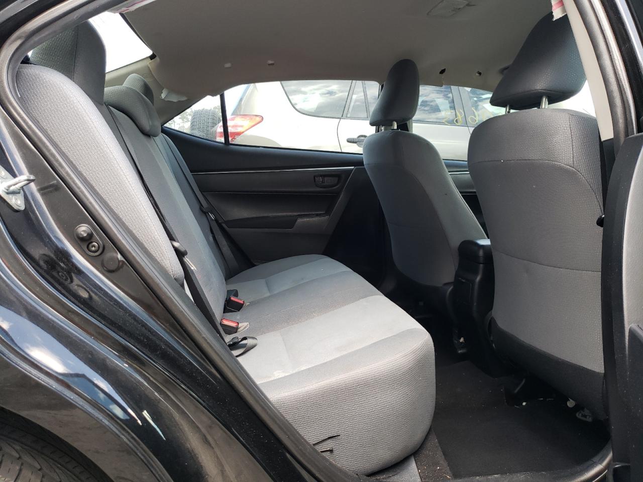 Photo 6 from auction – 2015 TOYOTA COROLLA L with VIN 2T1BURHE2FC383620