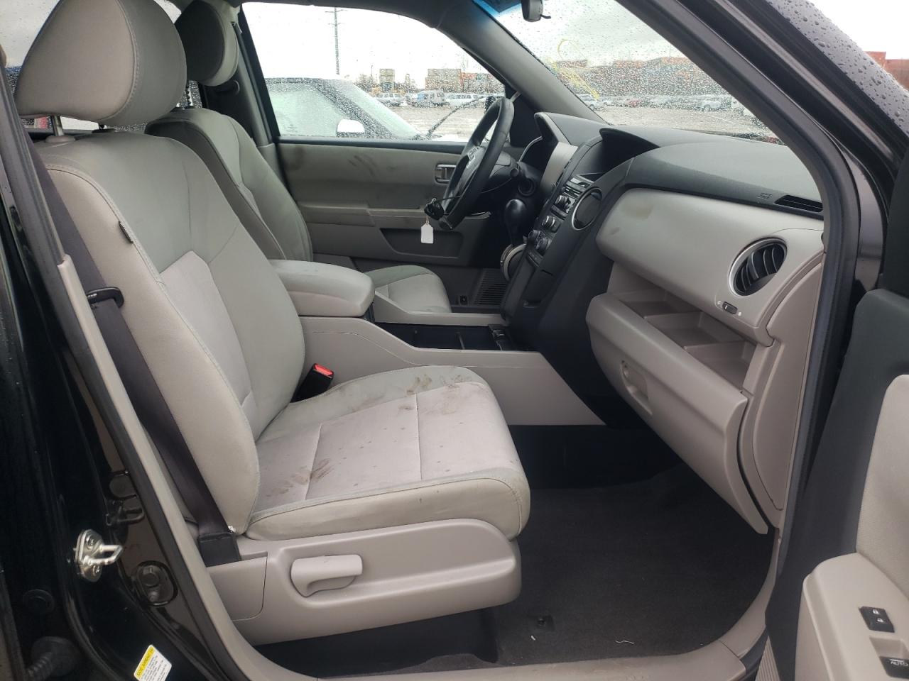 Photo 5 from auction – 2012 HONDA PILOT EX with VIN 5FNYF4H4XCB043444