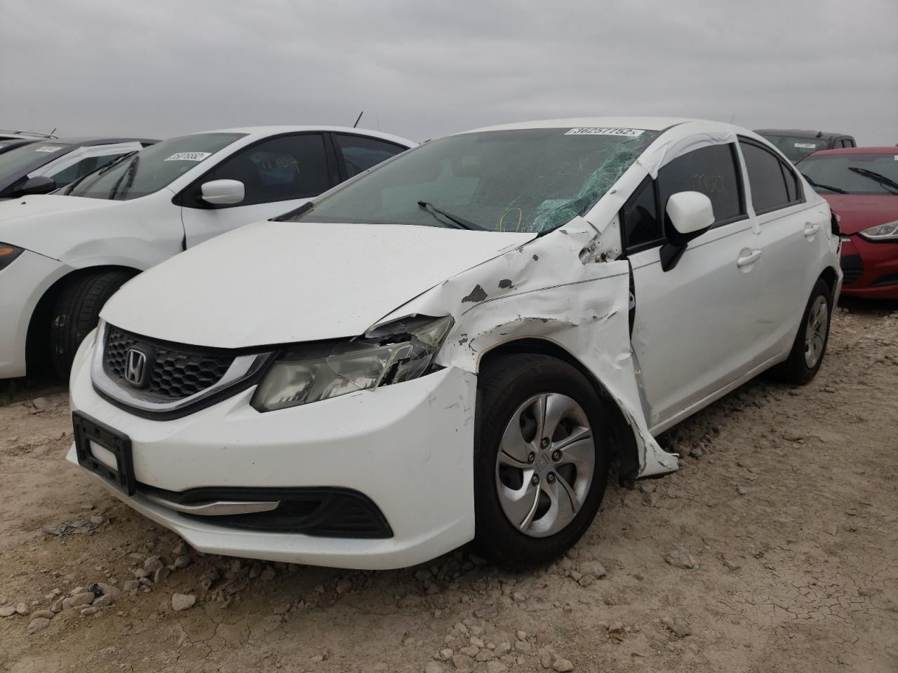 Photo 2 from auction – 2013 HONDA CIVIC LX with VIN 19XFB2F52DE065268