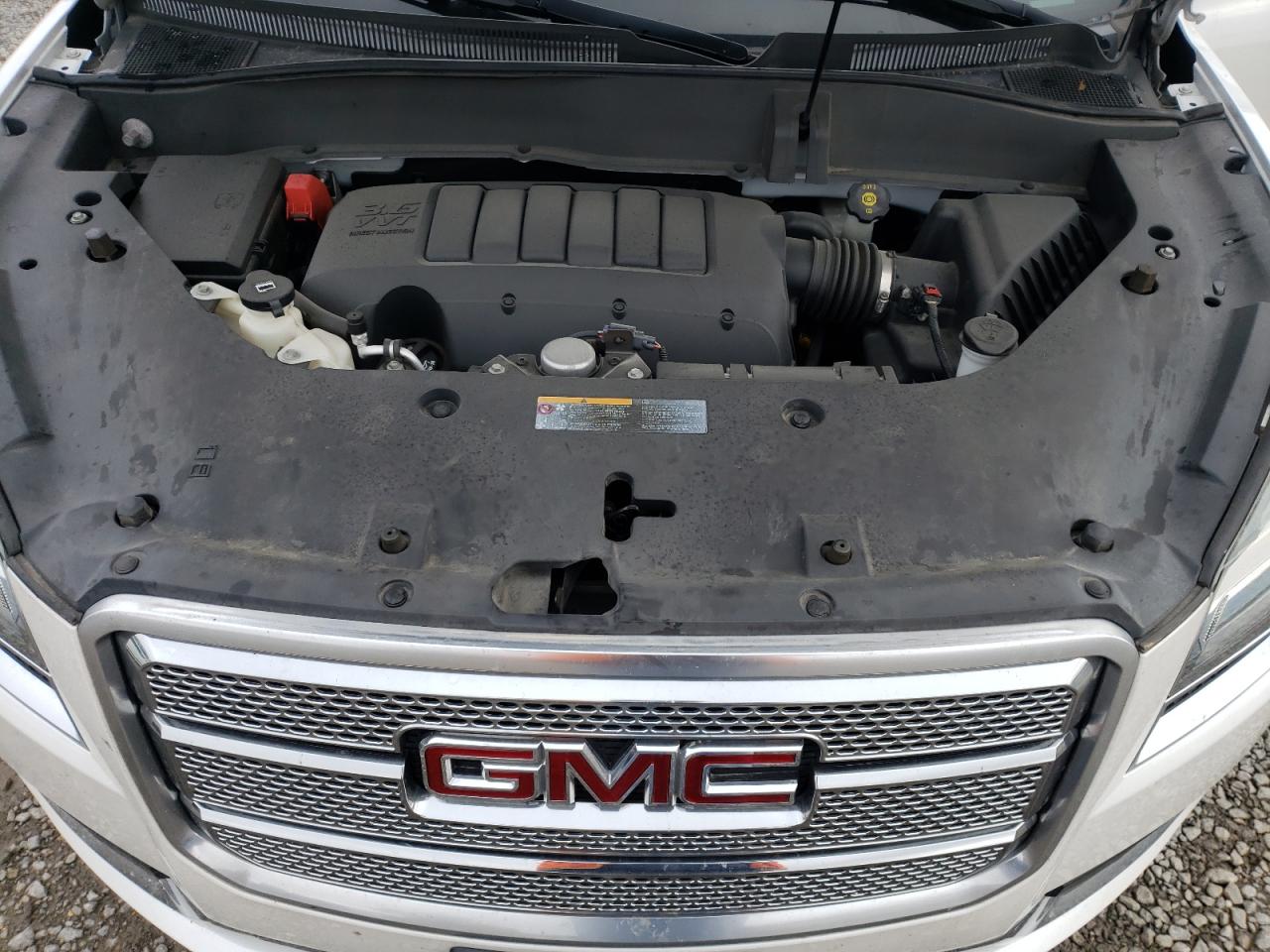 Photo 7 from auction – 2016 GMC ACADIA DEN with VIN 1GKKRTKD9GJ124177