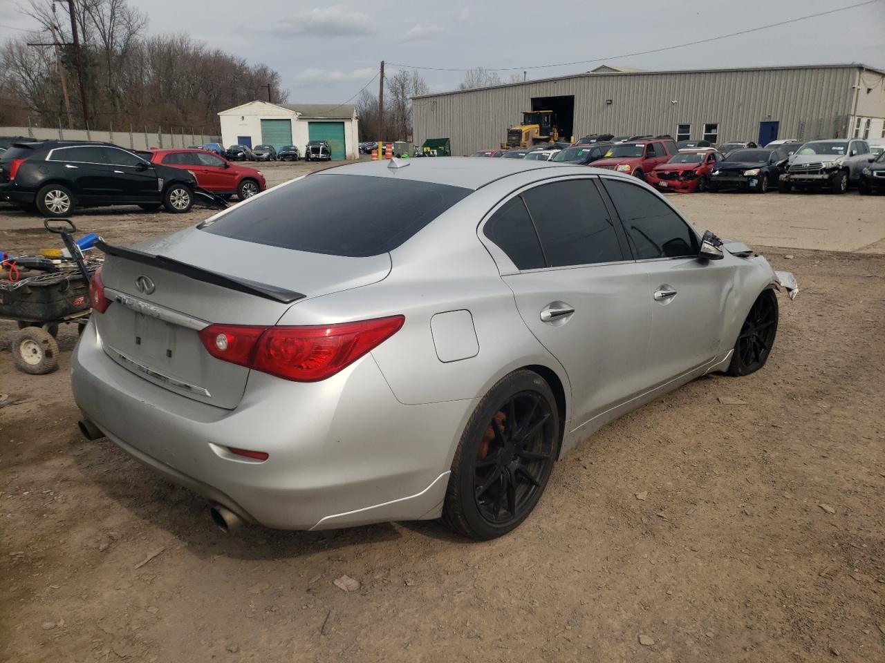 Photo 4 from auction – 2014 INFINITI Q50 BASE with VIN JN1BV7AR8EM697338